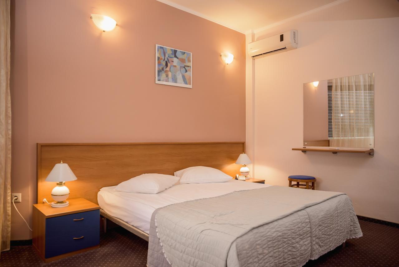 Hotel Reghina Timisoara Exterior photo
