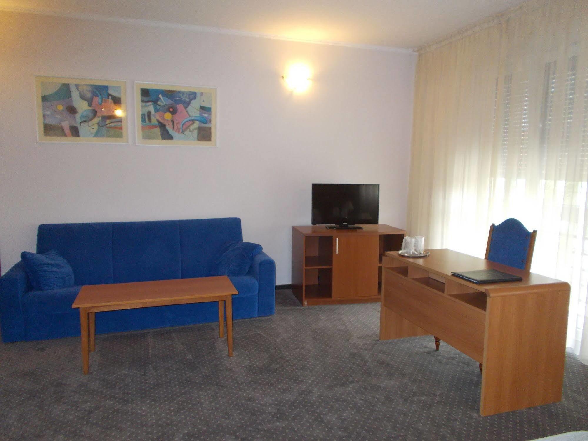 Hotel Reghina Timisoara Exterior photo